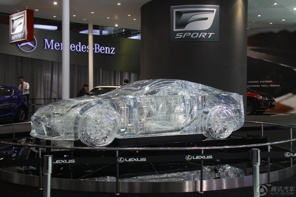 雷克萨斯lf-a水晶版跑车