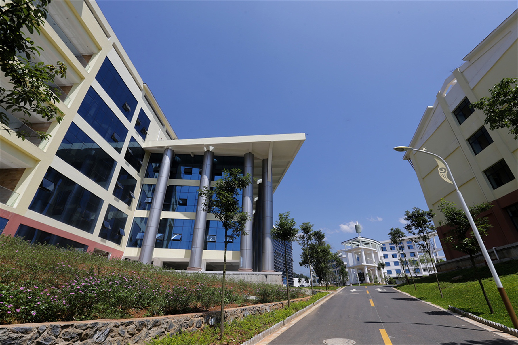 德宏师范高等专科学校