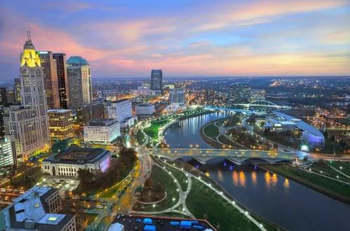  p>哥伦布市是美国俄亥俄州政府所在地,位于俄州的中心地带,也是该州