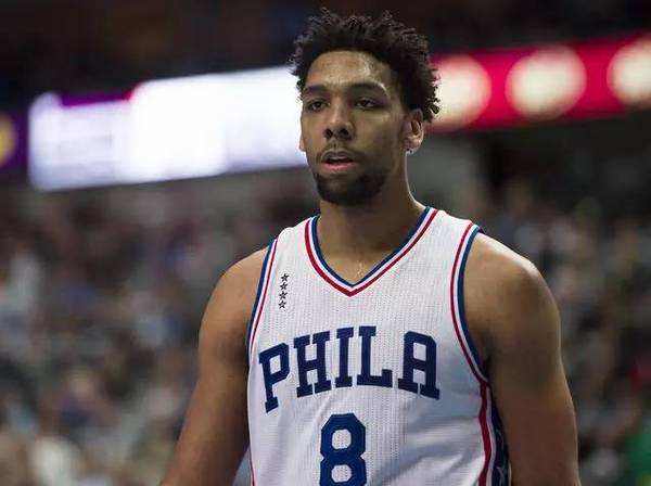  p>贾利尔·奥卡福(jahlil okafor),1995年12月15日出生于 a target="