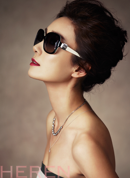  p data-id="gnwfhwqtt8">吴妍秀,1971年10月27日出生于韩国首尔,演员