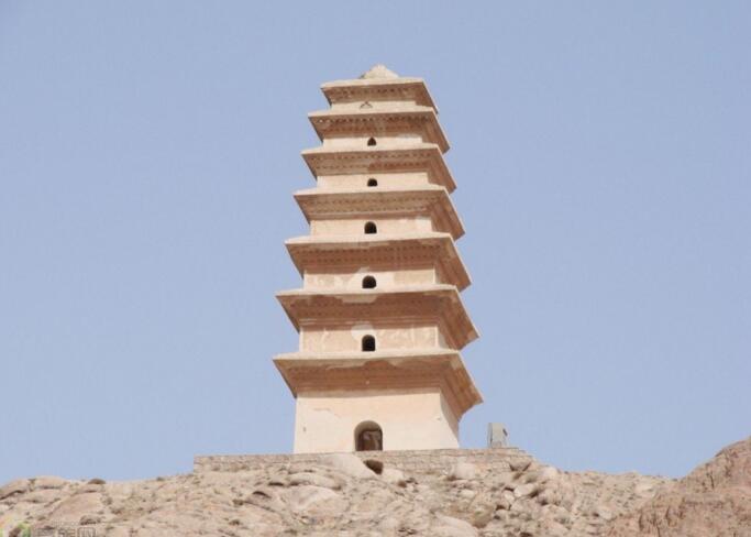  p>圣容寺塔,又称为"舍利塔",位于甘肃省金昌市 a target="_blank"