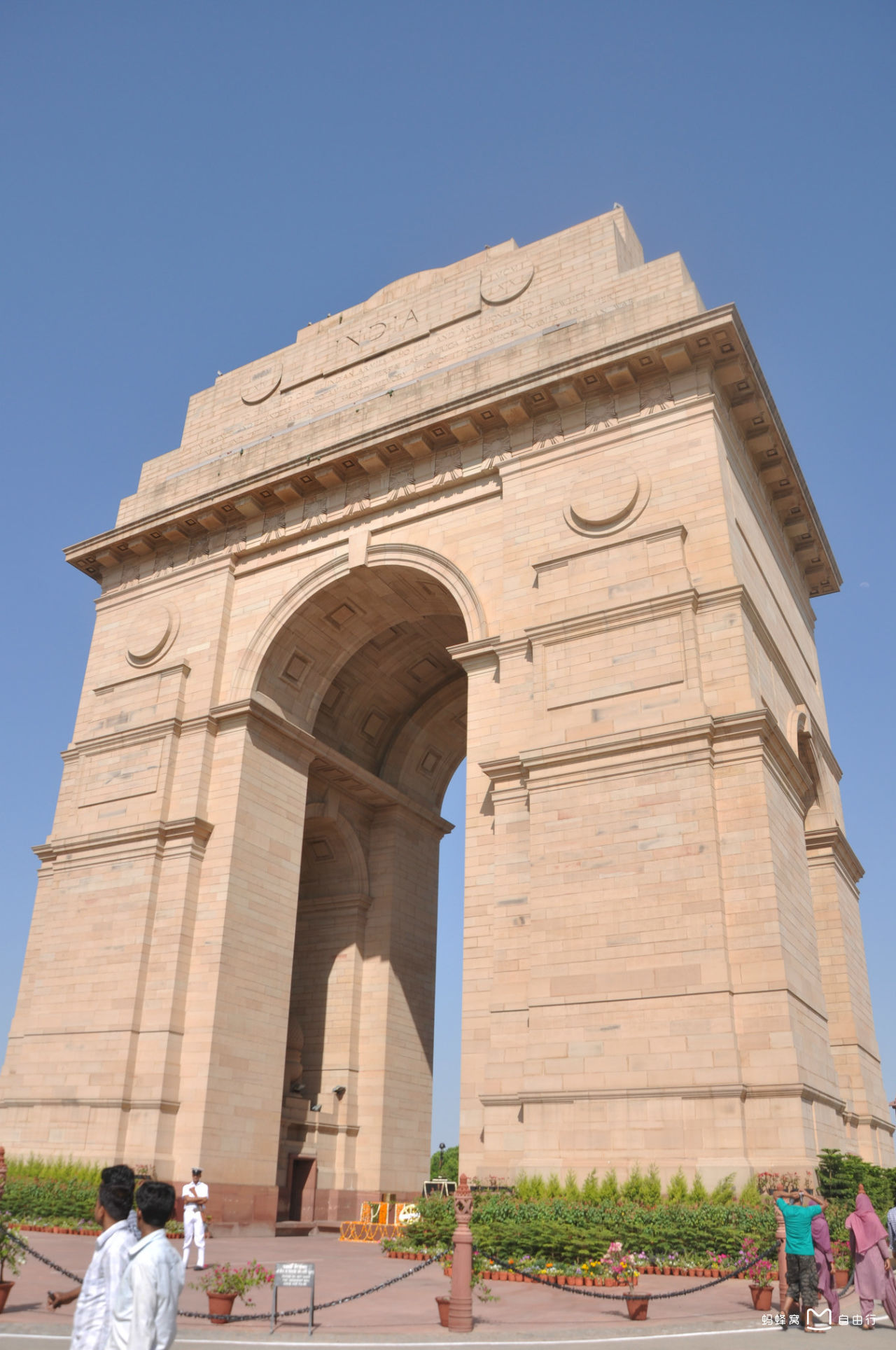  p data-id="gnbympmtgr">孟买印度门正对 a target="_blank" href="