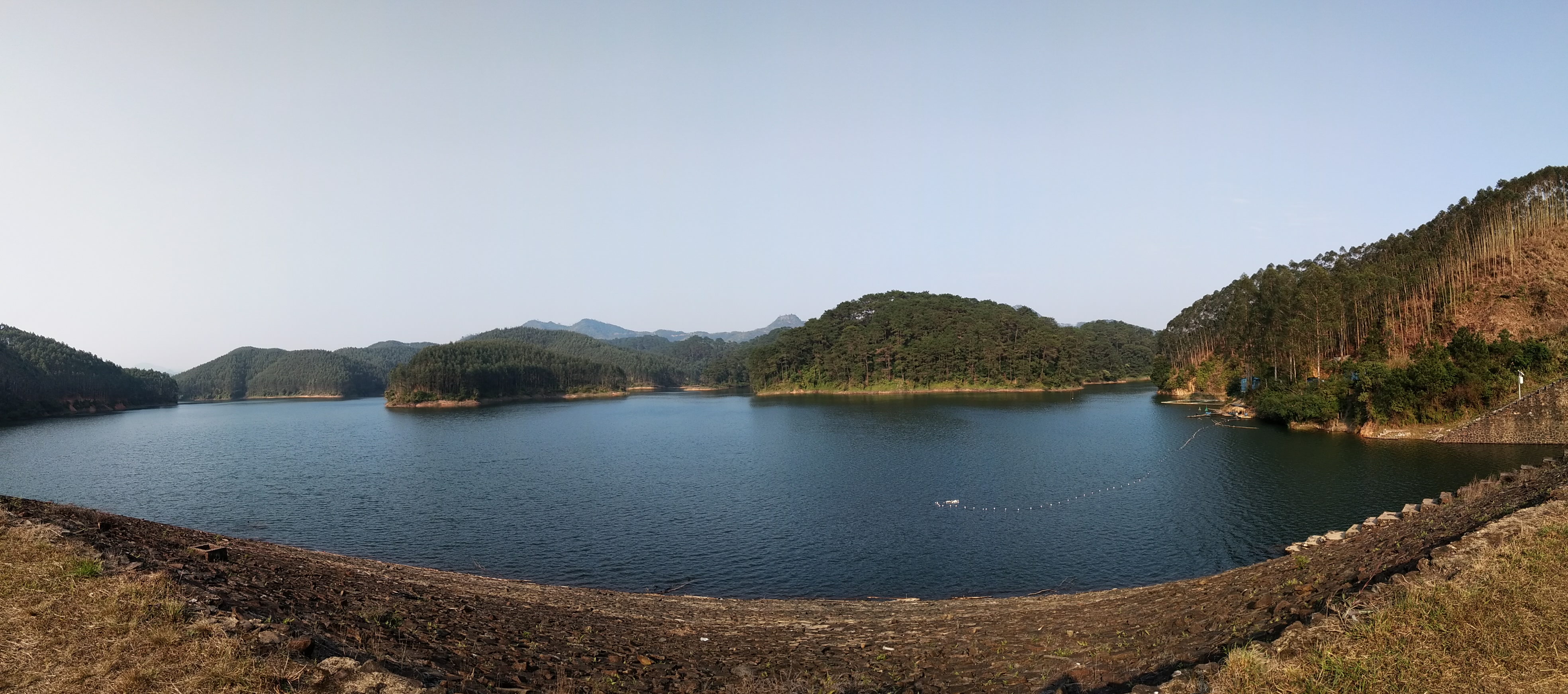  p>三里镇,隶属于广西壮族自治区贵港市覃塘区,地处 a target="_blank