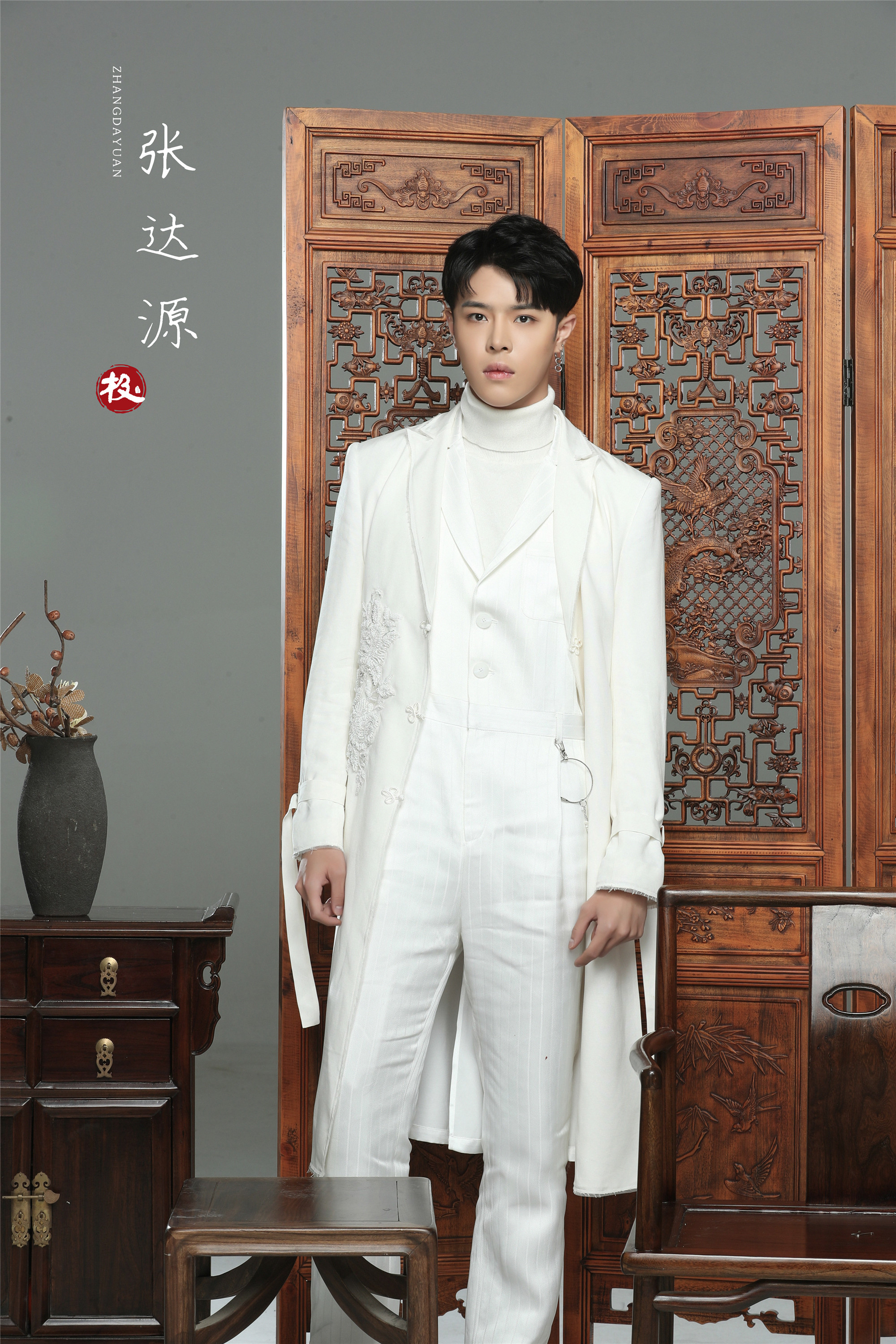 id="gnvj05q8du">木及少年,是一个组合,由苏尔,林亚冬,王艺龙,张达源
