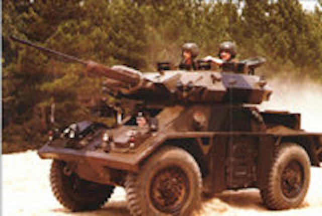 英国"狐"式轻型装甲侦察车