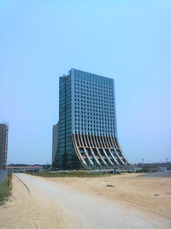  p>中原文化艺术学院始建于2010年,河南重点建设艺术院校位于 a href=