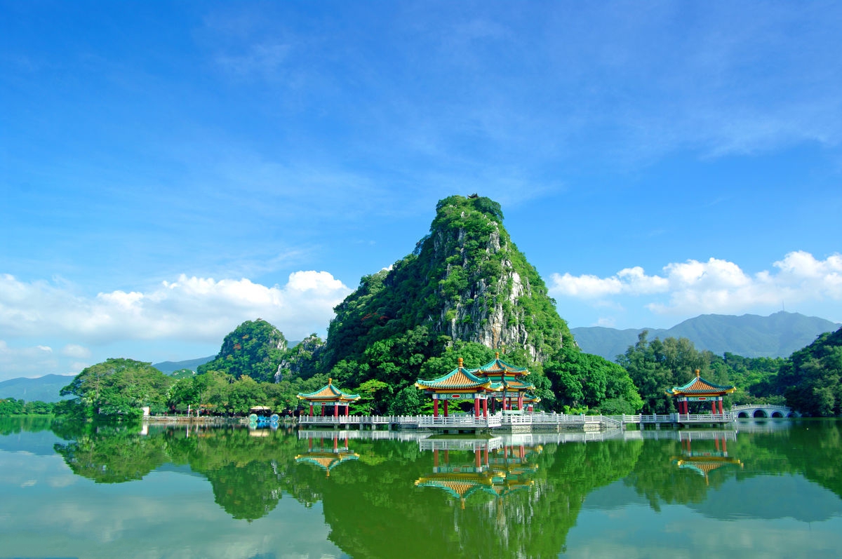  p>广东,简称"粤", a target="_blank" href="/item/中华人民共和国