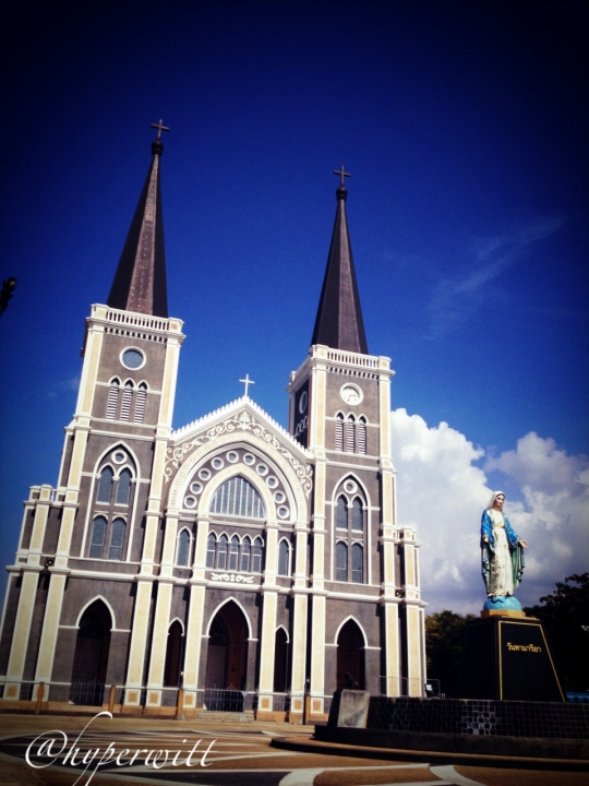  p>尖竹汶府是泰国东部的一个府,位于泰柬边界上,靠近 a target="