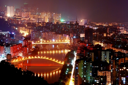  p>綦江区隶属于 a target="_blank" href="/item/重庆市/436625"