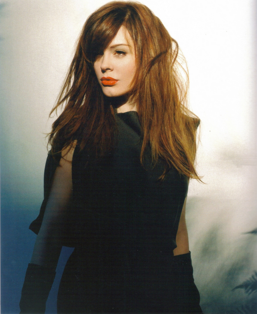  p>罗丝·麦高恩(rose mcgowan),1973年9月5日生于意大利,演员,歌手.