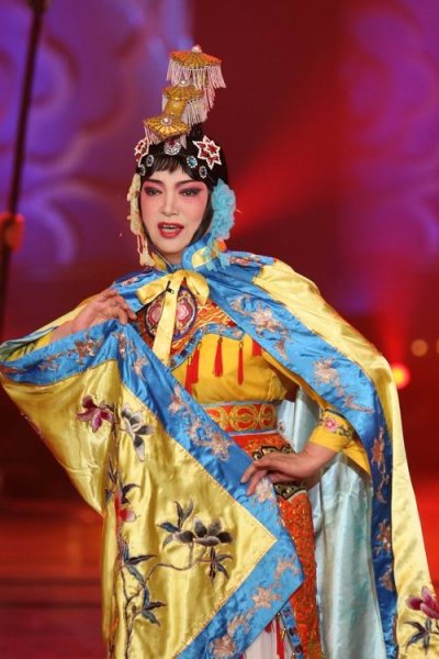 耿莲凤