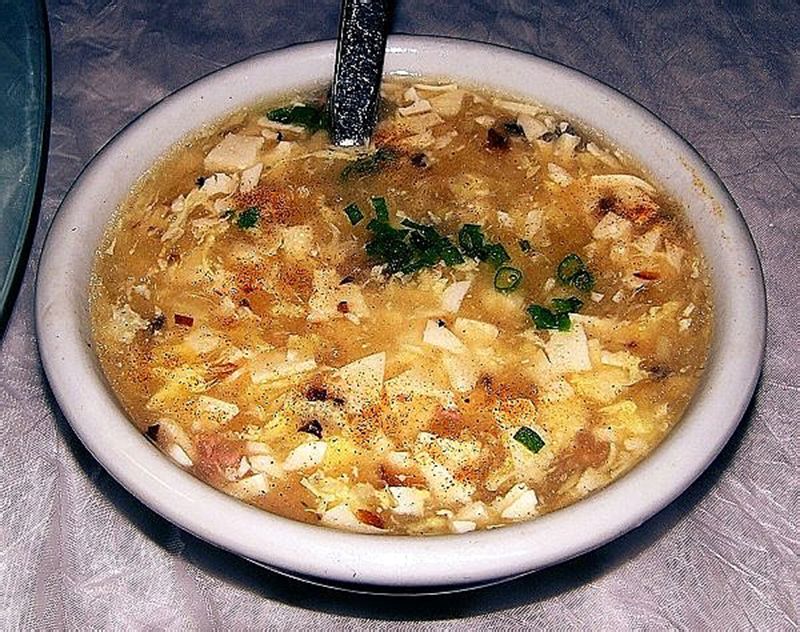  p data-id="go0m4u1uqj">西施豆腐是浙江诸暨的传统风味名菜,相传是