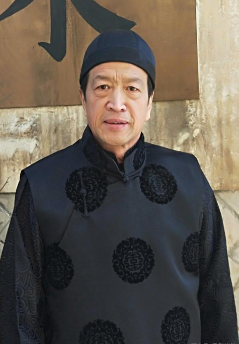 class="ref" data-ctrid="sv1cesy4nqyq">崔立明,中国男演员 /span> 