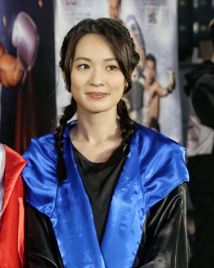  p> span class="ref" data-ctrid="stzq33pththu">江家晴 /span> sup