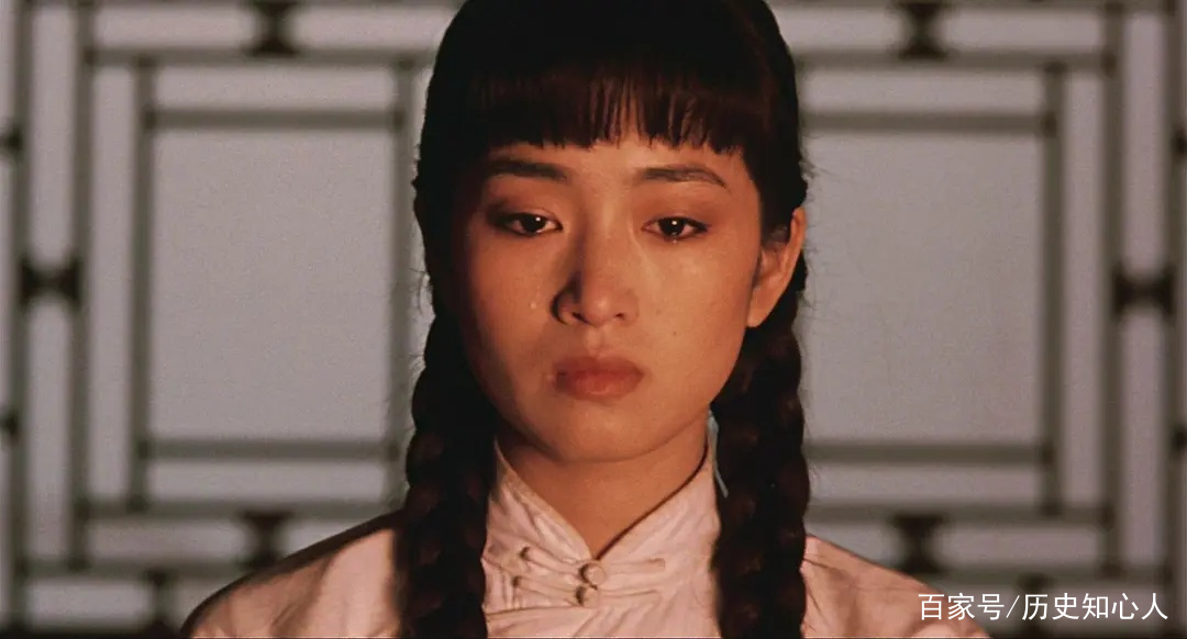 《妻妾成群》一口极度邪门的老水井，压抑着对女人欲望的宿命_百科TA说