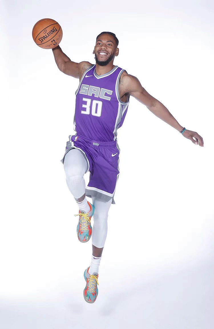  p>格伦·罗宾逊三世(glenn robinson iii),1994年1月8日出生于 a