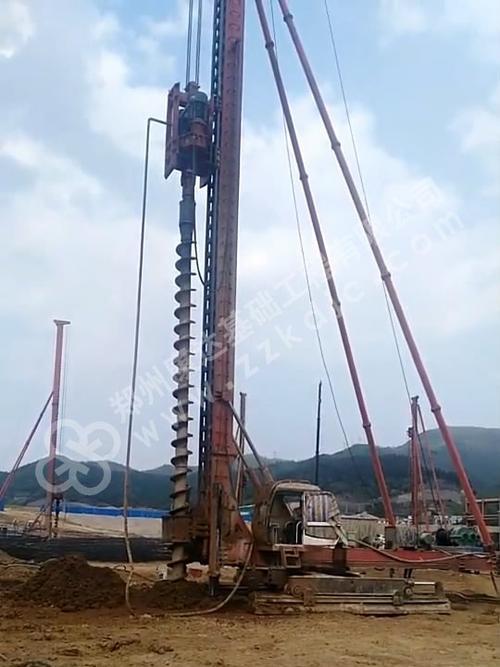 钻孔压灌桩