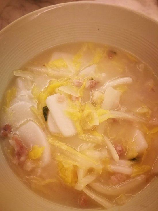 白菜肉丝疙瘩汤