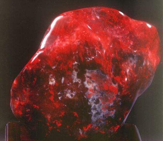 kn033o5">血石又称 a target="_blank" href="/item/血玉髓/3724172"