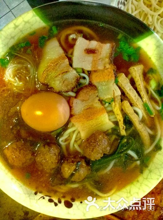  p data-id="gnwgdex5sg">桃花面是湖北孝感市传