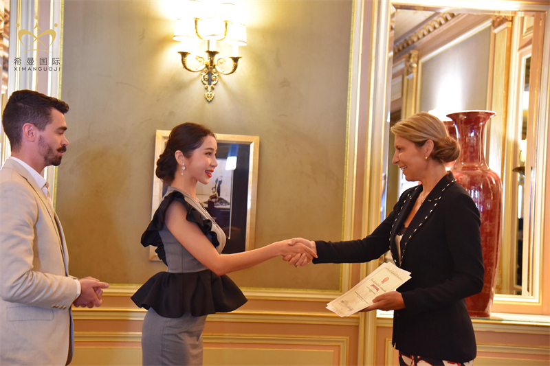 马小薇,女, span class="ref" data-ctrid="t0icme9bu6jv">希曼国际