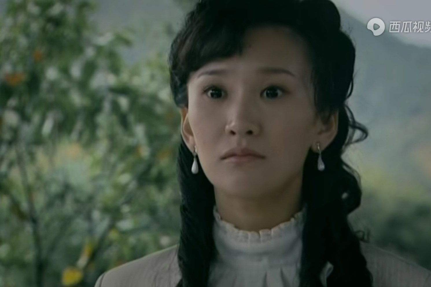 电视剧《爱在战火纷飞时》中的女主角,由演员付瑶饰演