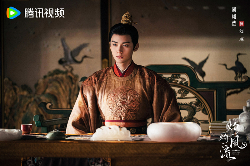 《灼灼风流》首播，服化道好，故事差，景甜冯绍峰缺少表演默契_百科TA说