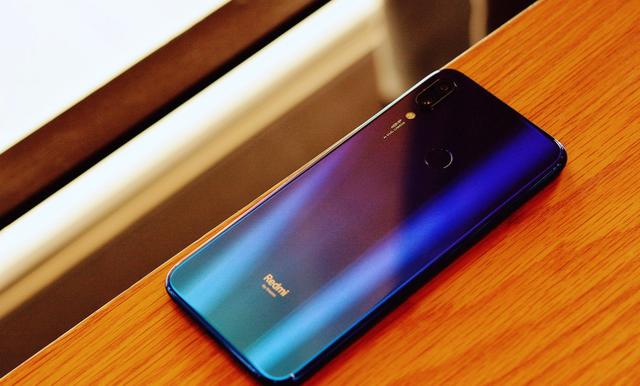 热门千元机横评：realme X、红米Note7 Pro、三星A60谁更香？_百科TA说