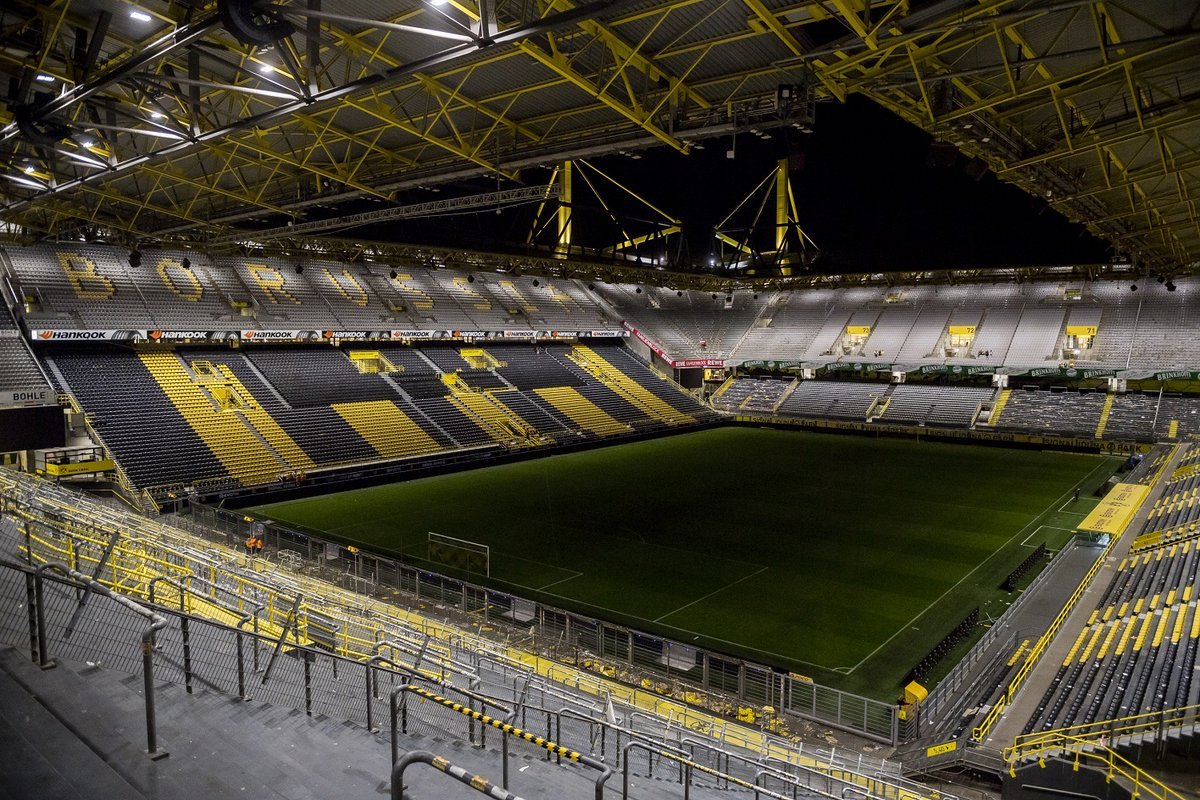  p>伊杜纳信号公园球场(signal iduna park)是德甲球队 a target="