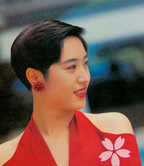  p>陈法蓉,1966年10月28日出生于香港,祖籍江苏 a target="_blank"