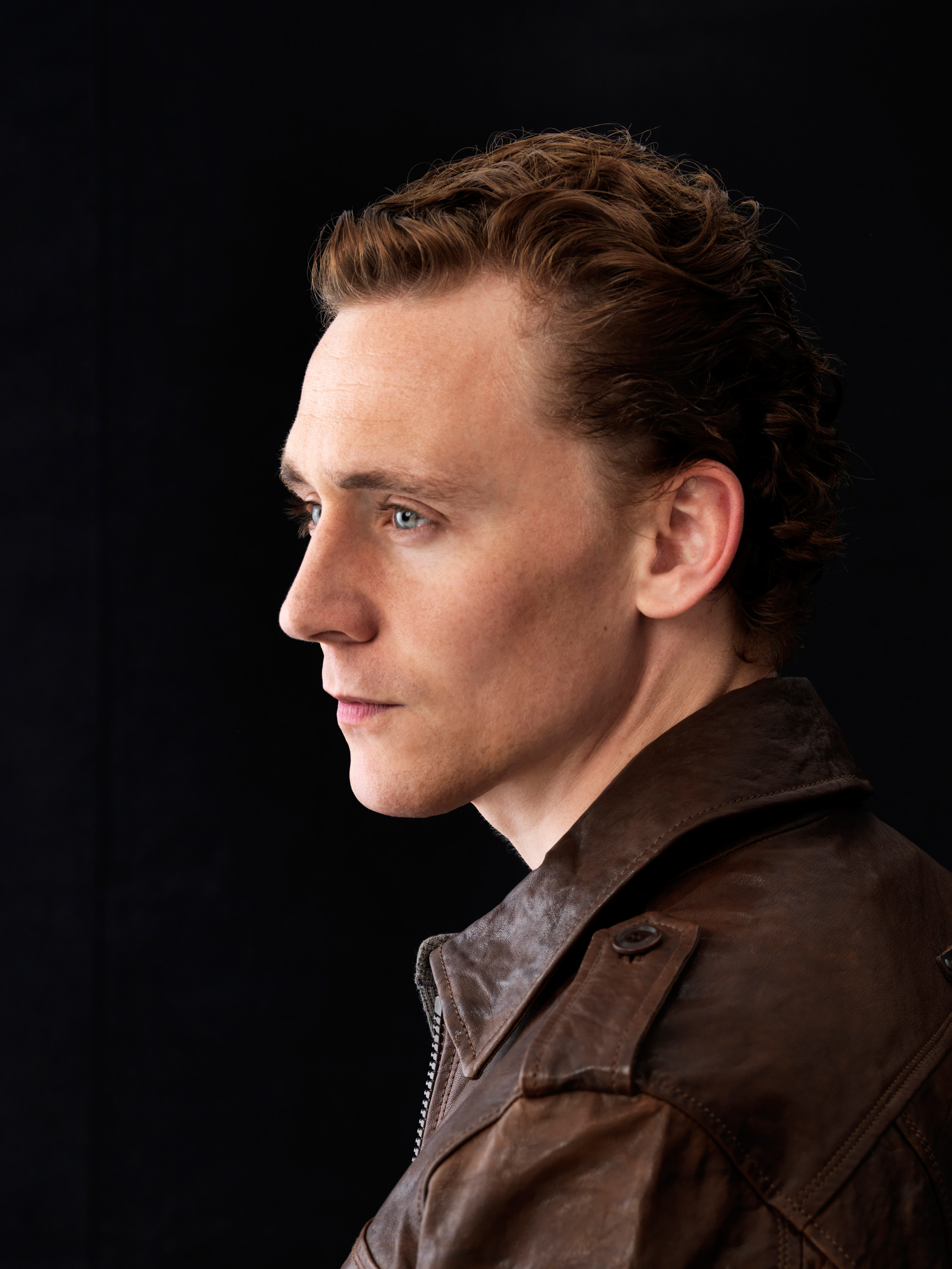  p>汤姆·希德勒斯顿 i>(tom hiddleston) /i>,全名托马斯·威廉