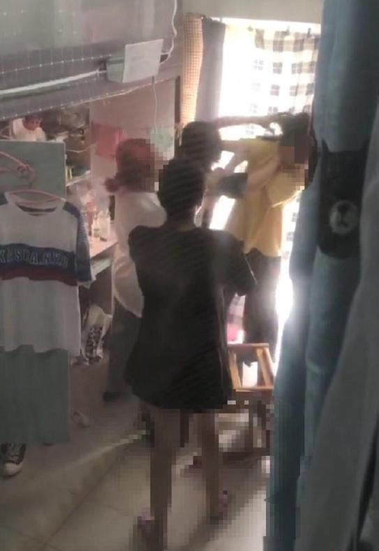 9月12日武汉女大学生坠亡事件