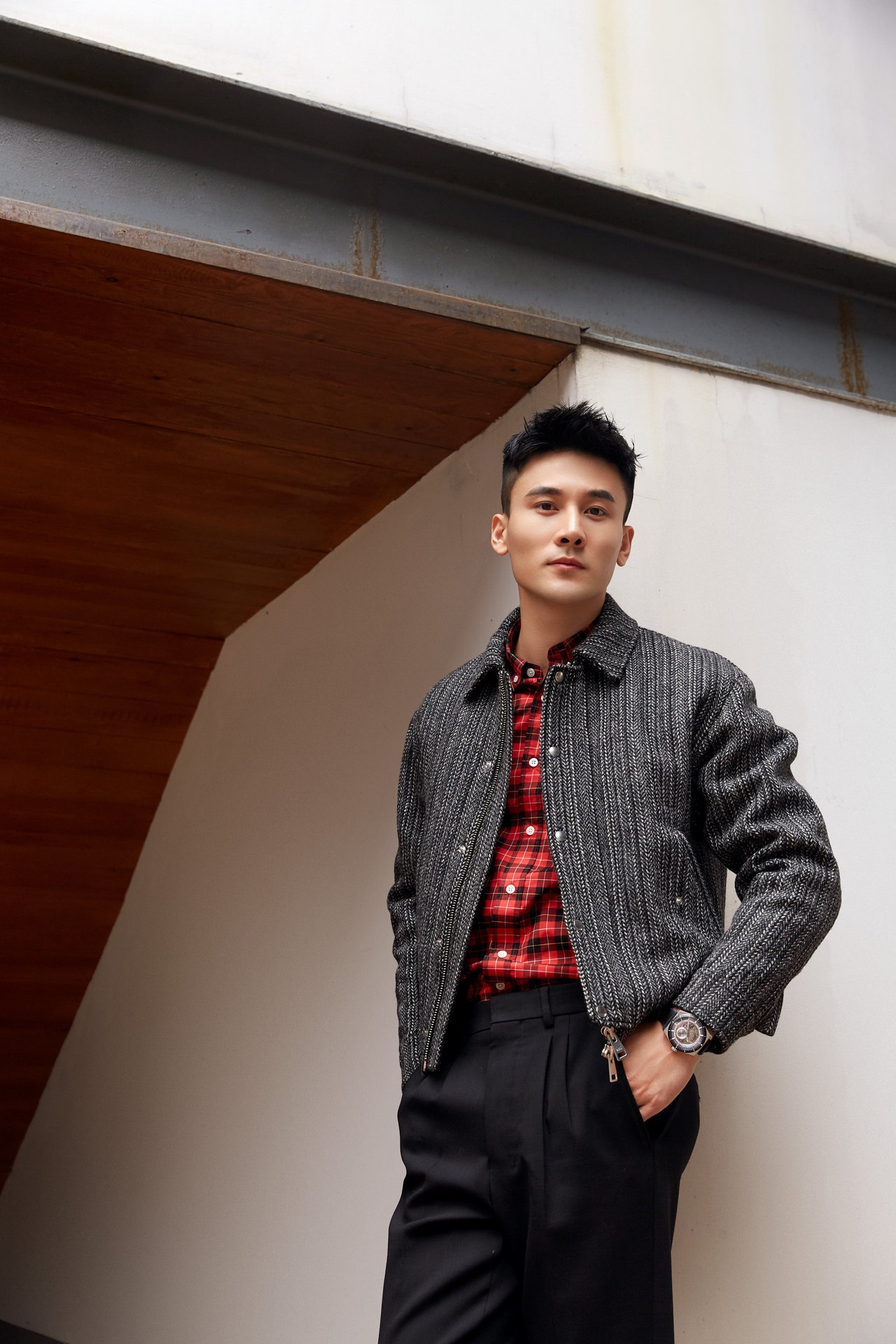  p>高阳,1991年9月13日出生于河北省唐山市,中国内地影视演员,毕业于