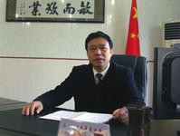 data-lemmaid="3988409">南丰县第一中学 /a>校长,全面负责学校教学