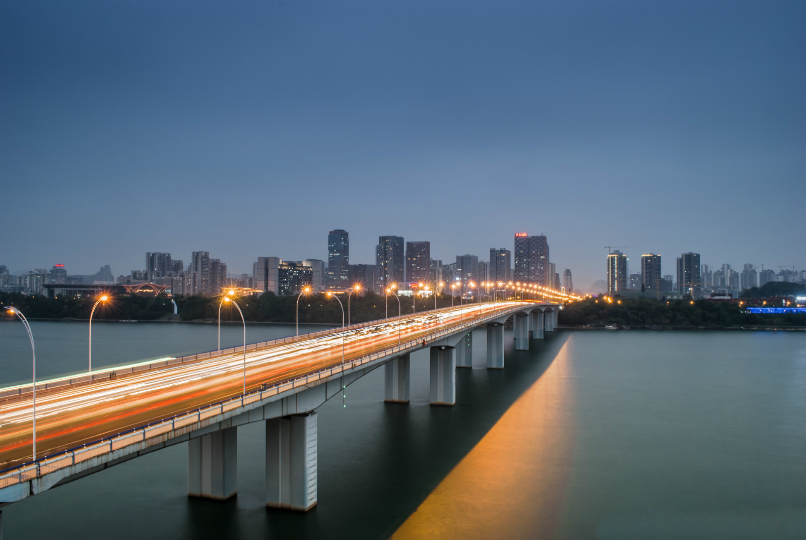 href="/item/柳州/219569" data-lemmaid="219569">柳州 /a>文昌大桥