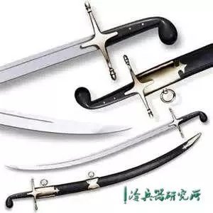 用现代钢和古代钢打造同样一把刀，哪把刀更适合上战场？_百科TA说