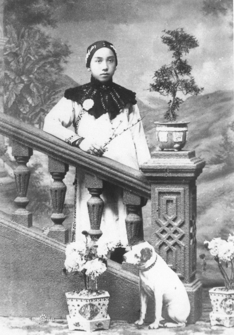  p>《庄子试妻》是黎北海执导,黎北海,黎民伟等主演的剧情片.