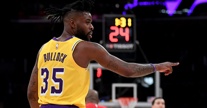  p>雷吉·布洛克(reggie bullock),1991年3月16日出生于美国 a target