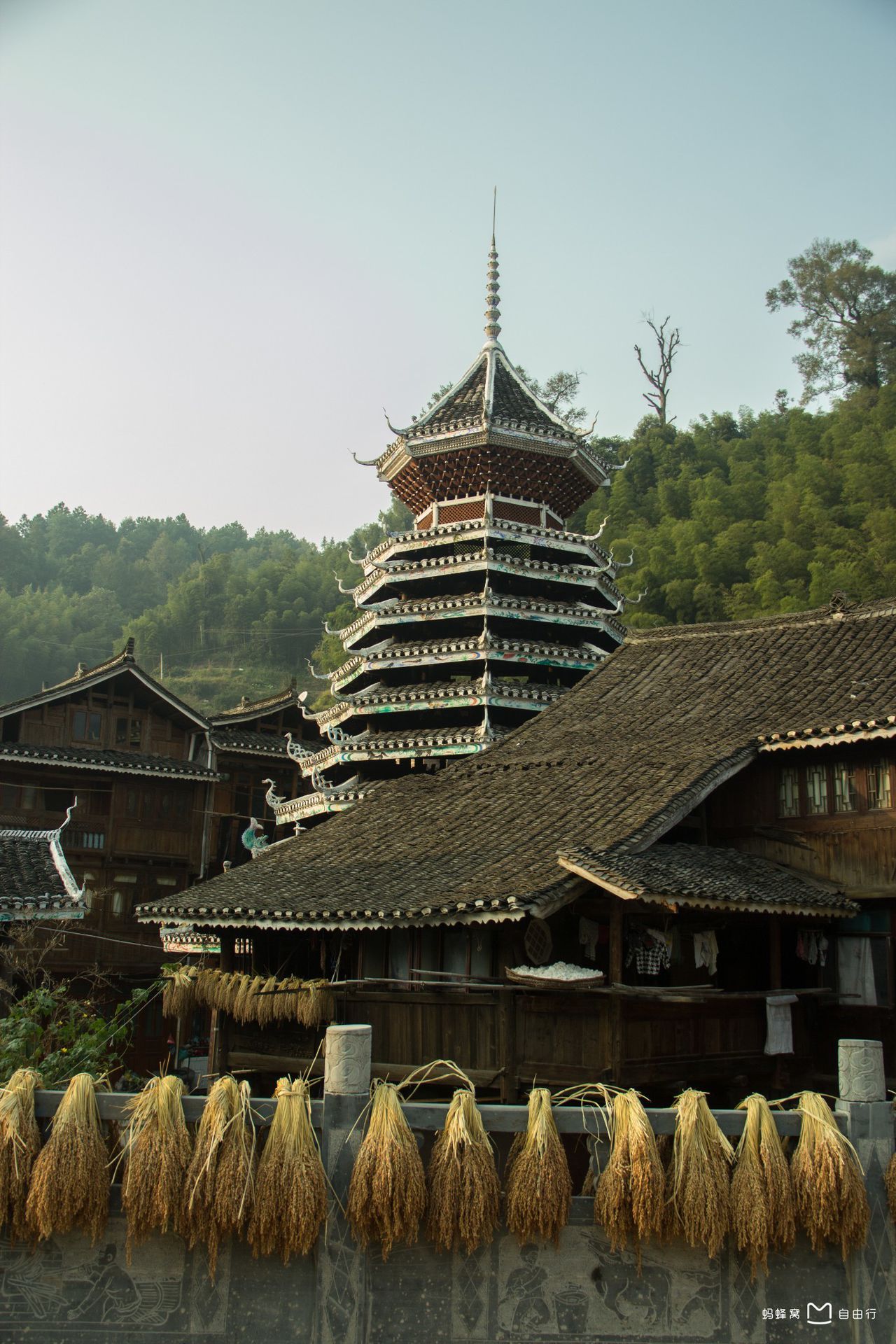  p>肇兴侗寨,位于贵州省黔东南苗族侗族自治州黎平县东南部,占地18万