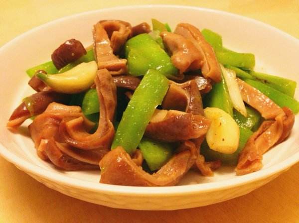 大蒜烧肚条