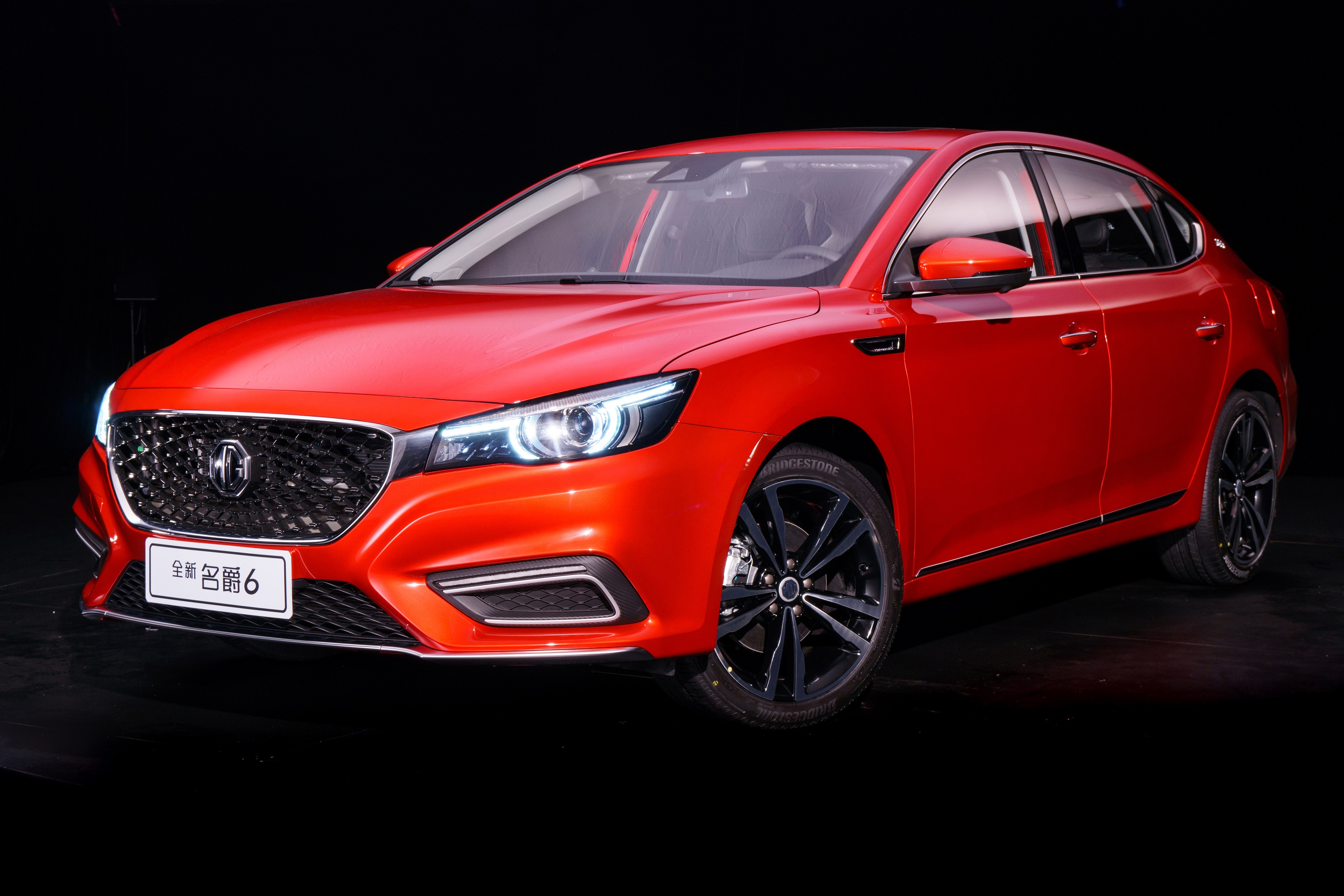  p> span class="ref" data-ctrid="sadssmcaoeti">名爵6是上汽名爵旗