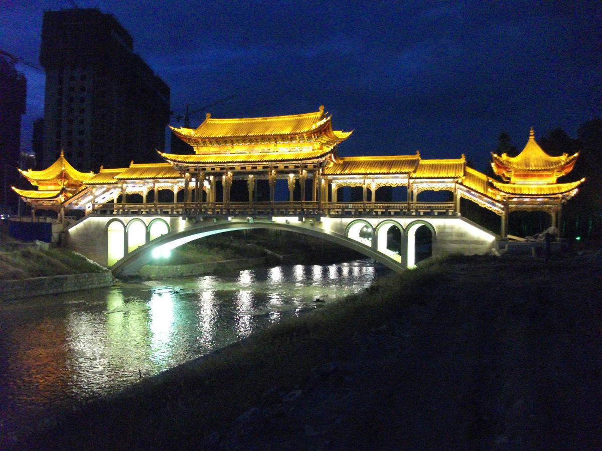  p data-id="gnau14hgap">临沧市玉龙湖公园位于临沧市北部新区,西河