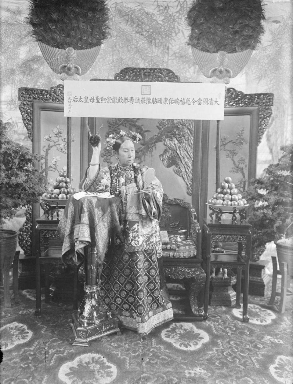 太后的权力有多大？皇后跟太后作对根本不可能_百科TA说