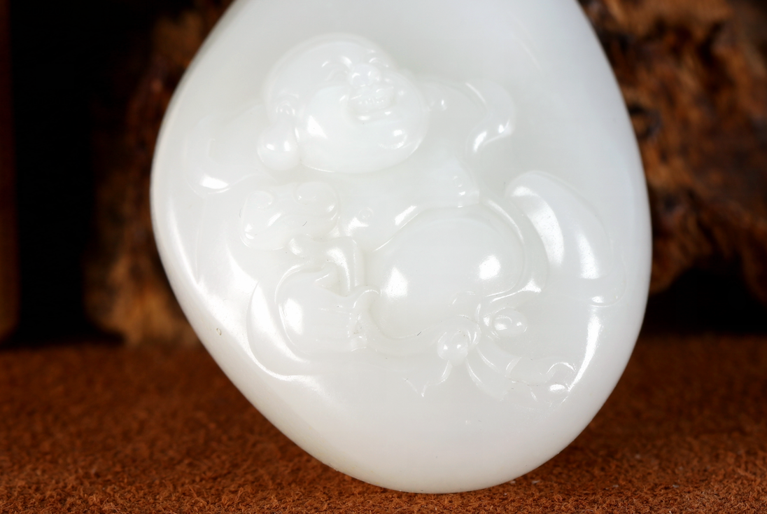 羊脂玉(mutton fat jade)是 a href="#" data-lemmaid="730900">和田