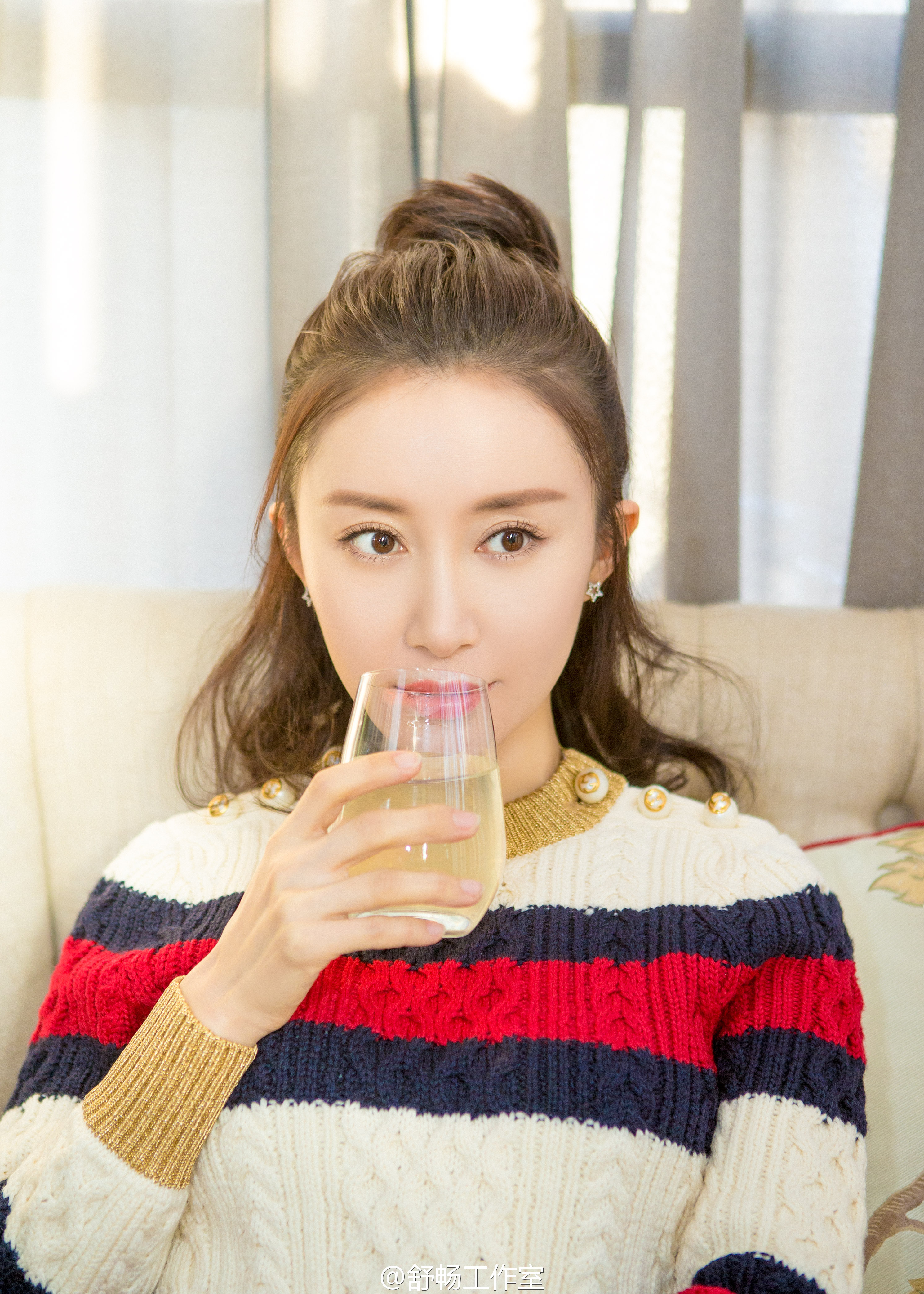 data-ctrid="sutdqfzqj6wc">舒畅,1987年12月1日出生于吉林省白山市 