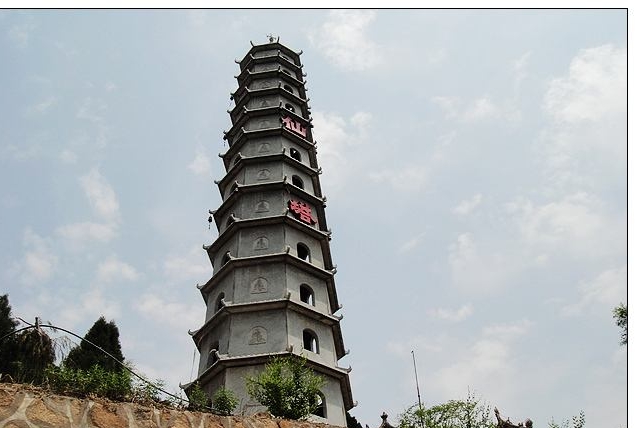 河游夫子沟,锁阳关上,现为秦安县道教协会所在地,也是秦安八景之一