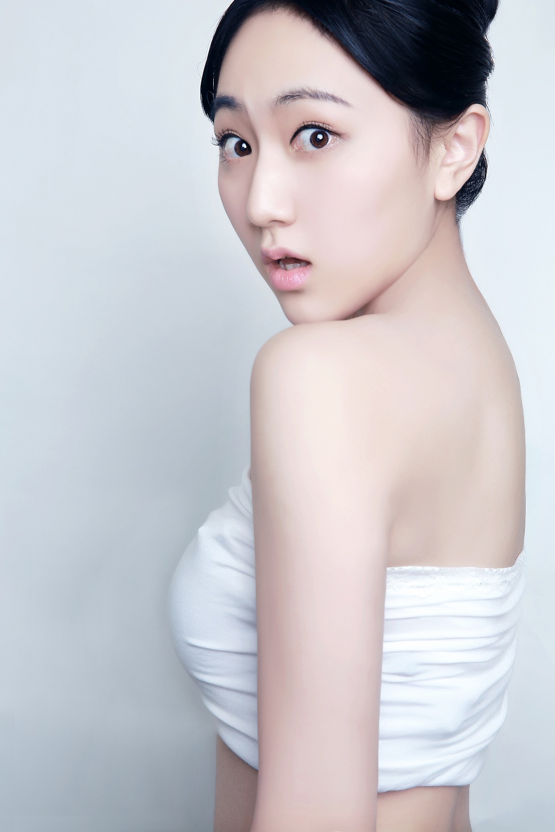  p data-id="gnytpp9rgm">王欢,7月25日出生于山西,中国内地女演员