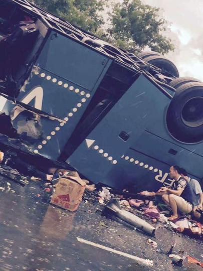 广河高速19死31伤事故