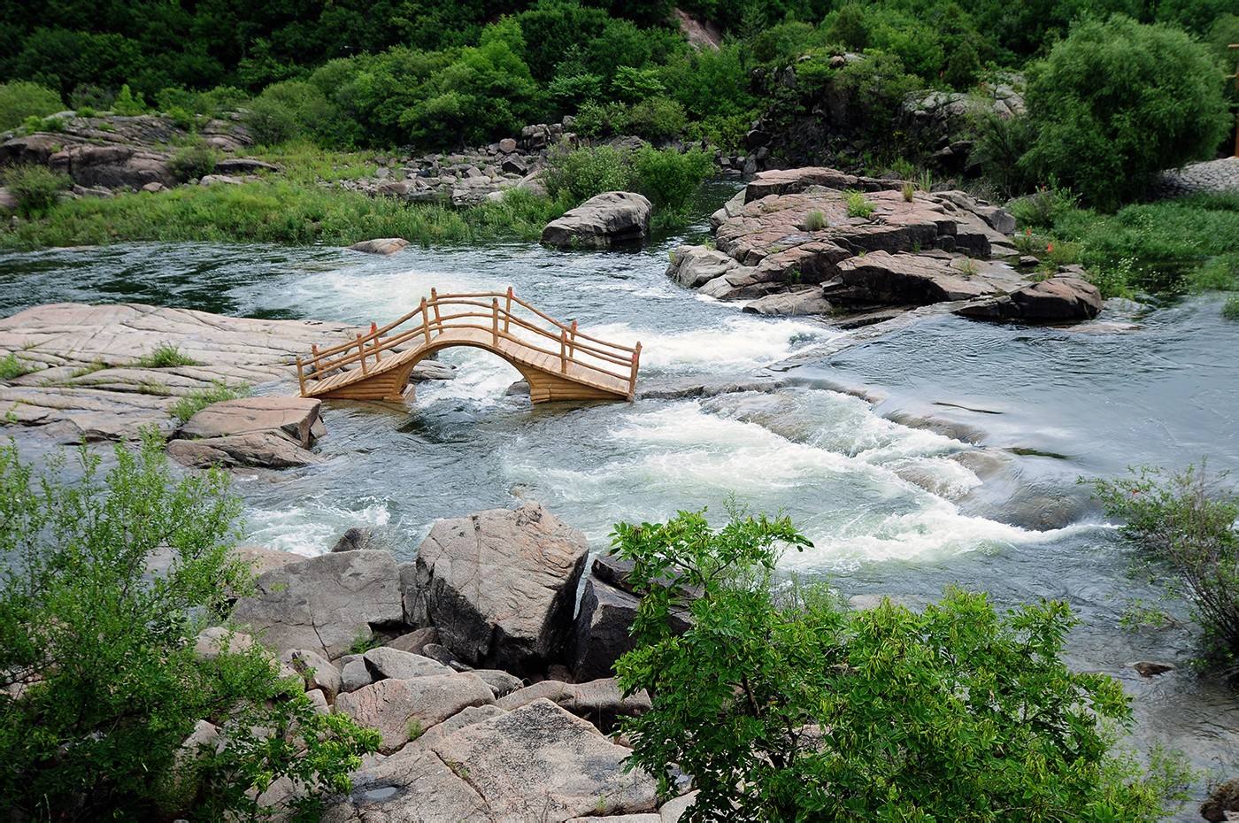 镜泊峡谷风景区